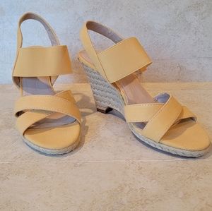 TAHARI Kandi Wedged Espadrille Sandals